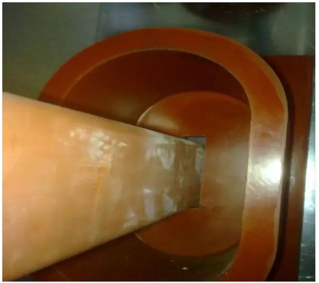 高壓開關柜安裝過程及注意事項詳細說明，有插圖，非常實用！