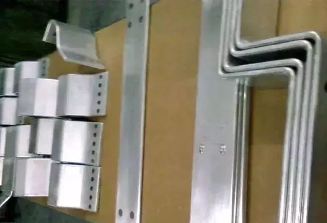 注意:中壓開關(guān)柜訂購時(shí)容易忽略的幾點(diǎn)!