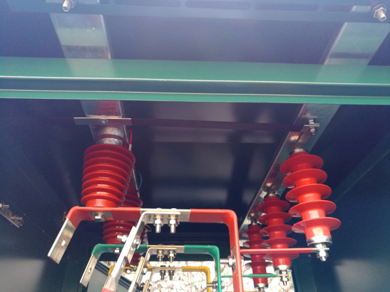 鐵路系統(tǒng)防結(jié)露和防銹措施開(kāi)關(guān)柜