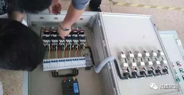 配電柜內部結構分析,一篇文章就足夠了!