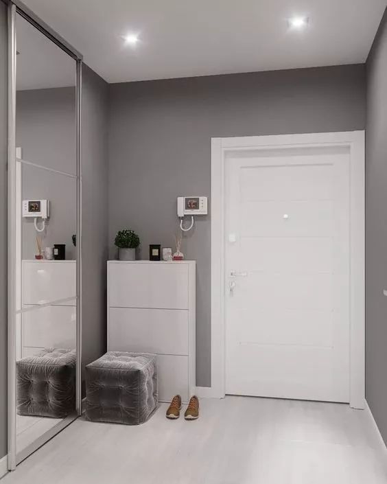 你家人的配電箱隱藏得好嗎？新房子的裝飾看起來很漂亮，因為做得很好。