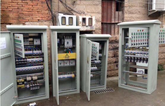 電力工程安裝技術配電箱！