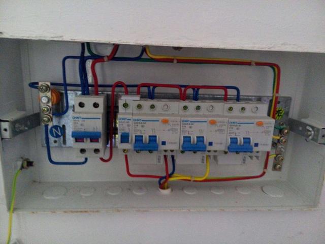 主頁配電箱 63A或40A,用于總漏電保護和空氣開關?讀完之后,我完全明白了!